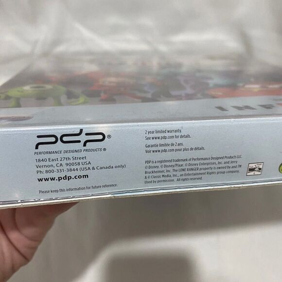 Disney Infinity 20 Power Disc Album Storage Case Collector Book Video Game - Picture 8 of 13